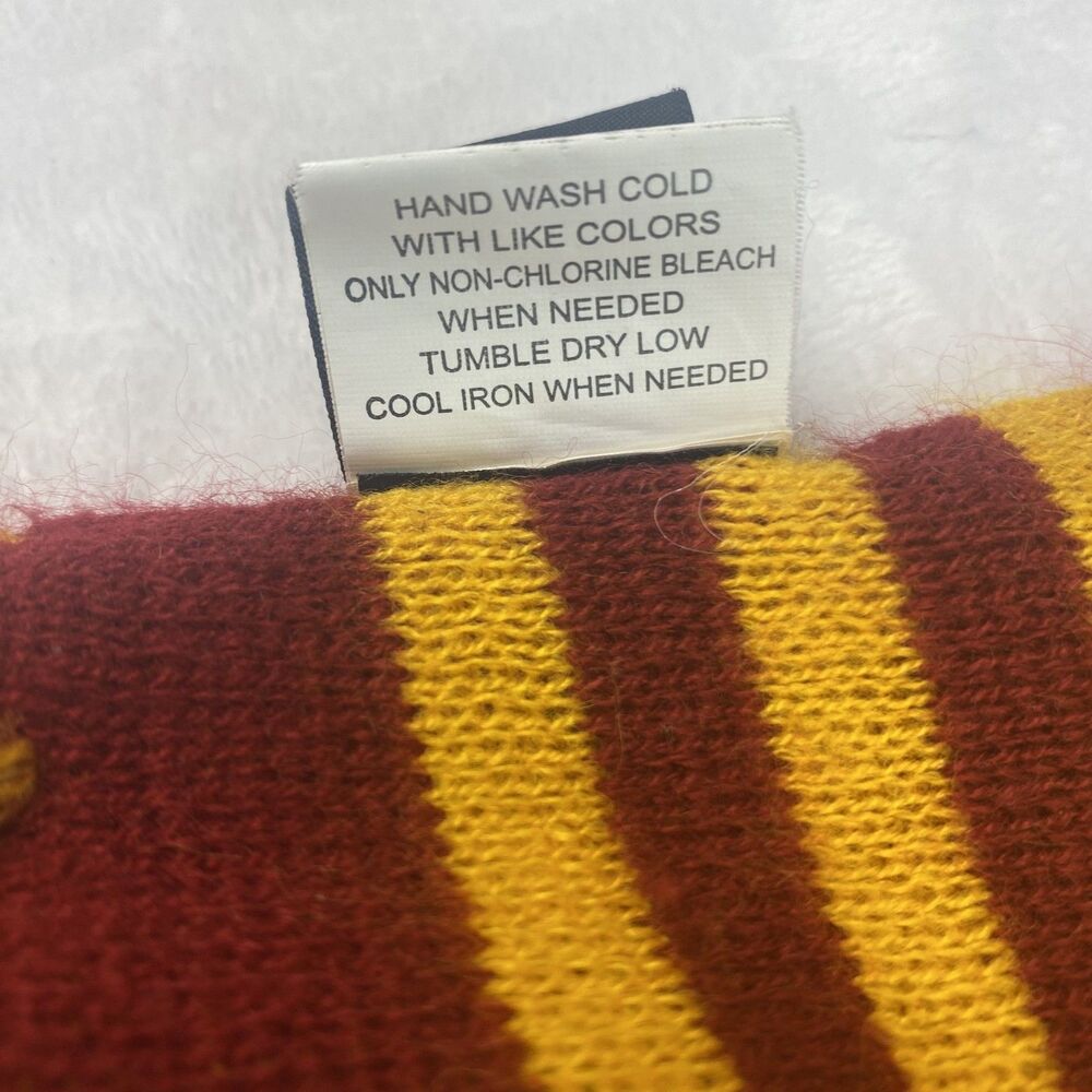 Harry Potter Gryffindor Scarf Red Yellow Logo Striped - Picture 7 of 7